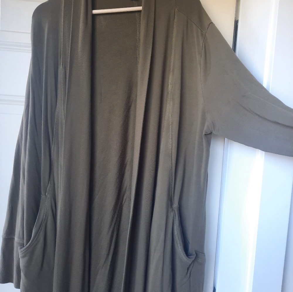Athleta Pranayama Long Wrap size XL